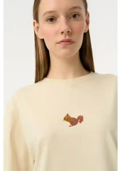 WWF Market Sincap Soft Supreme Parşömen Bej Tişört Rahat ve Şık Günlük Giyim Seçeneği