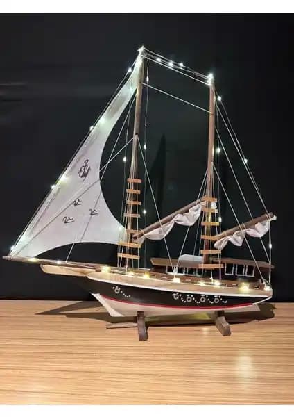 Lapidaria Işıklı Yelkenli Ahşap Gemi Maketi Büyük Boy Dekoratif Sanat Eseri