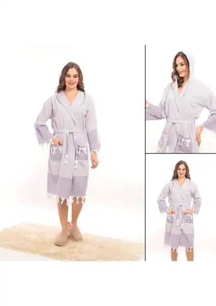Bornoz Karşılaştırması: Buldan Concept Celena ve Rozet Tekstil Hürrem Modelleri 2