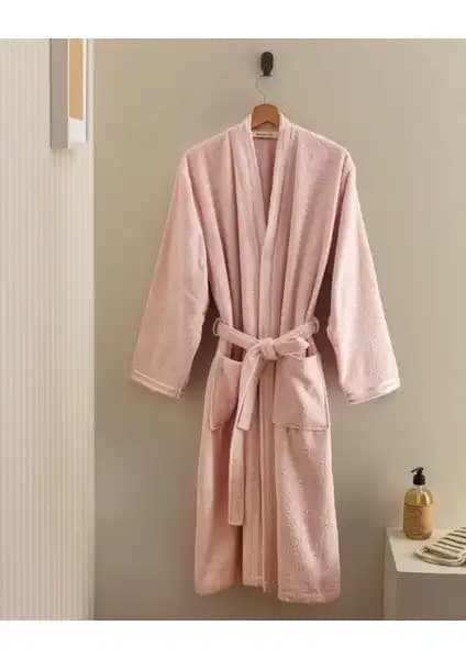 Chakra Chic Erkek Bornoz ve Madame Coco Maynor Kimono Bornoz Karşılaştırması 2