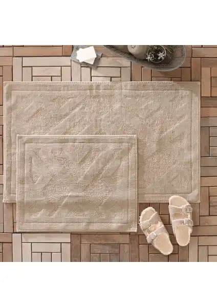 Cotton Crafty ve Yataş Bedding Milo Banyo Paspas Setleri Karşılaştırması 2