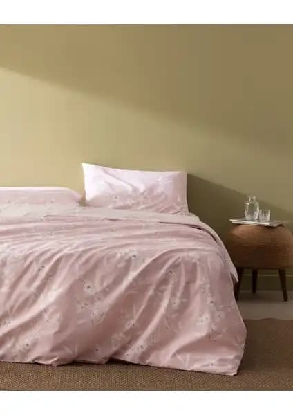 Madame Coco Nayomi ve Madame Coco Manon Nevresim Takımları Karşılaştırması 1