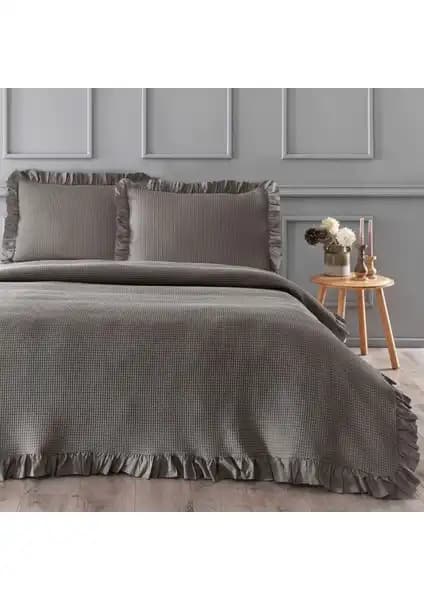 Yatak Örtüsü Setleri Karşılaştırması: Linens Bsp ve Evlen Home Collection 1