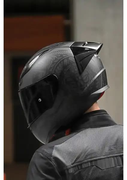 LS2 Rapıd 2 Crypt ve Rapıd Race Takaroa Kask Karşılaştırması: Özellikler ve Güvenlik Standartları 2