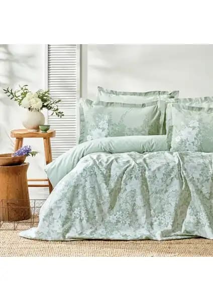 Yataş Bedding Andressa ve Beatrice Çift Kişilik Nevresim Takımları Karşılaştırması 1