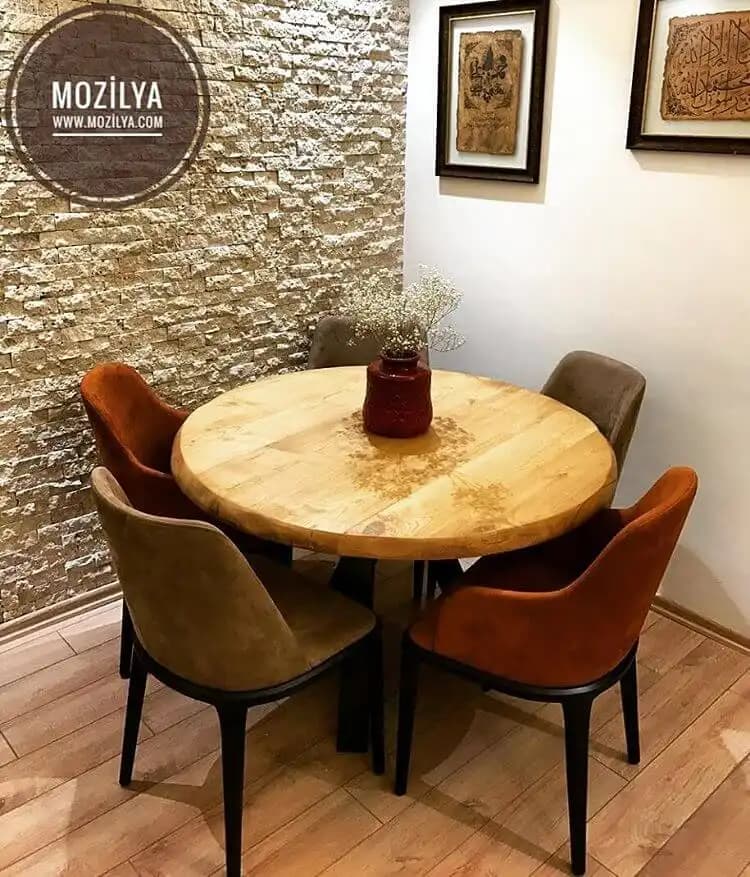 En Güzel Yemek Masaları: Dekorasyonun En Şık ve İşlevsel Parçası Rehberi