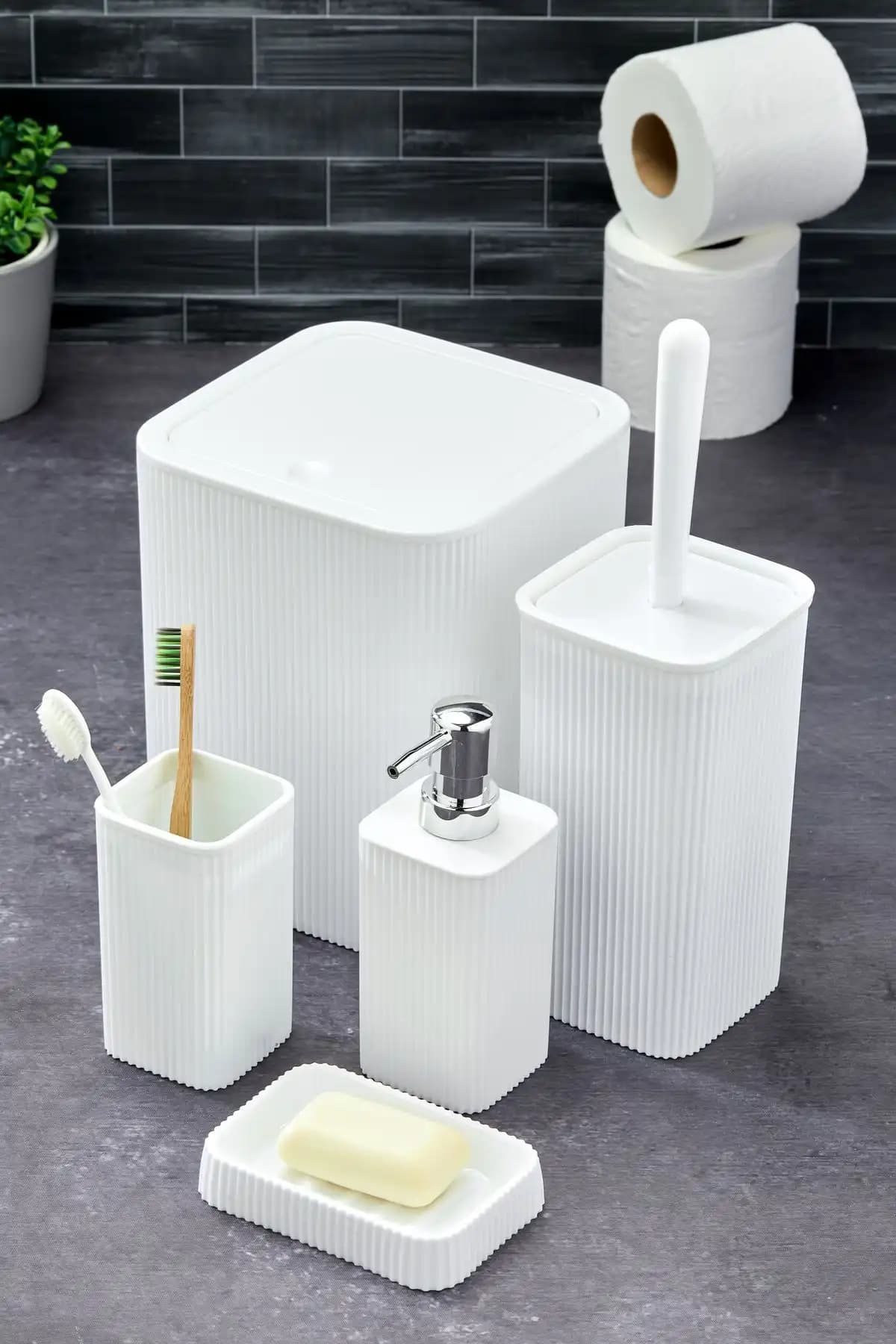 Homie Line ve ORSA HOME Banyo Setleri Karşılaştırması: Hangi Ürün Sizin İçin Uygun 1