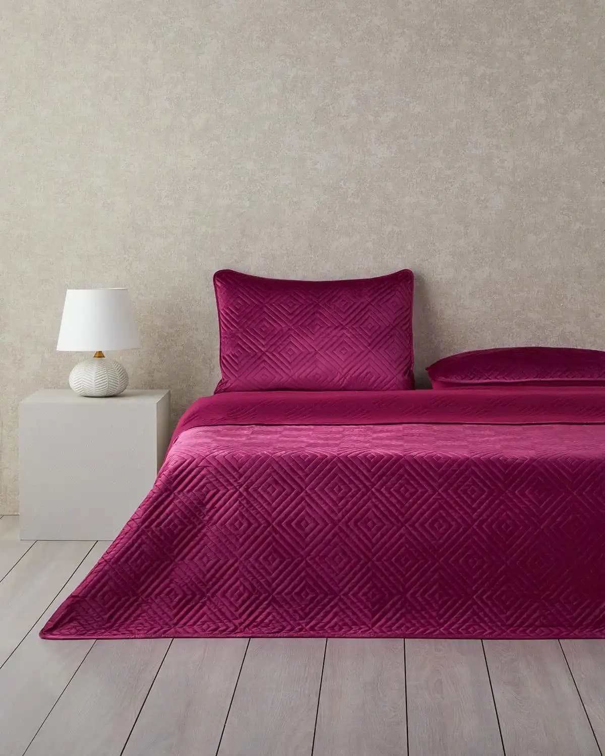 King Size Yatak Dekorasyonu ve Modern Tasarım Trendleri 2023