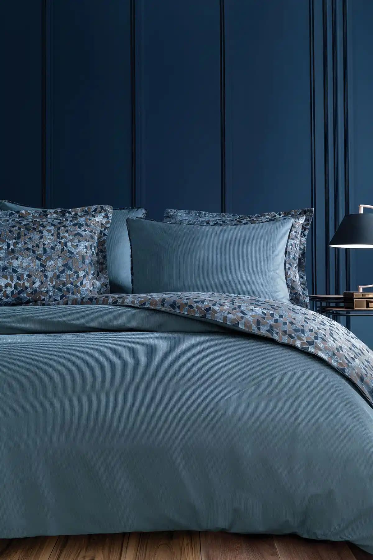 Yataş Kadife Nevresim Takımı: Şık ve Konforlu Yatak Odası Dekorasyonu İçin Rehber