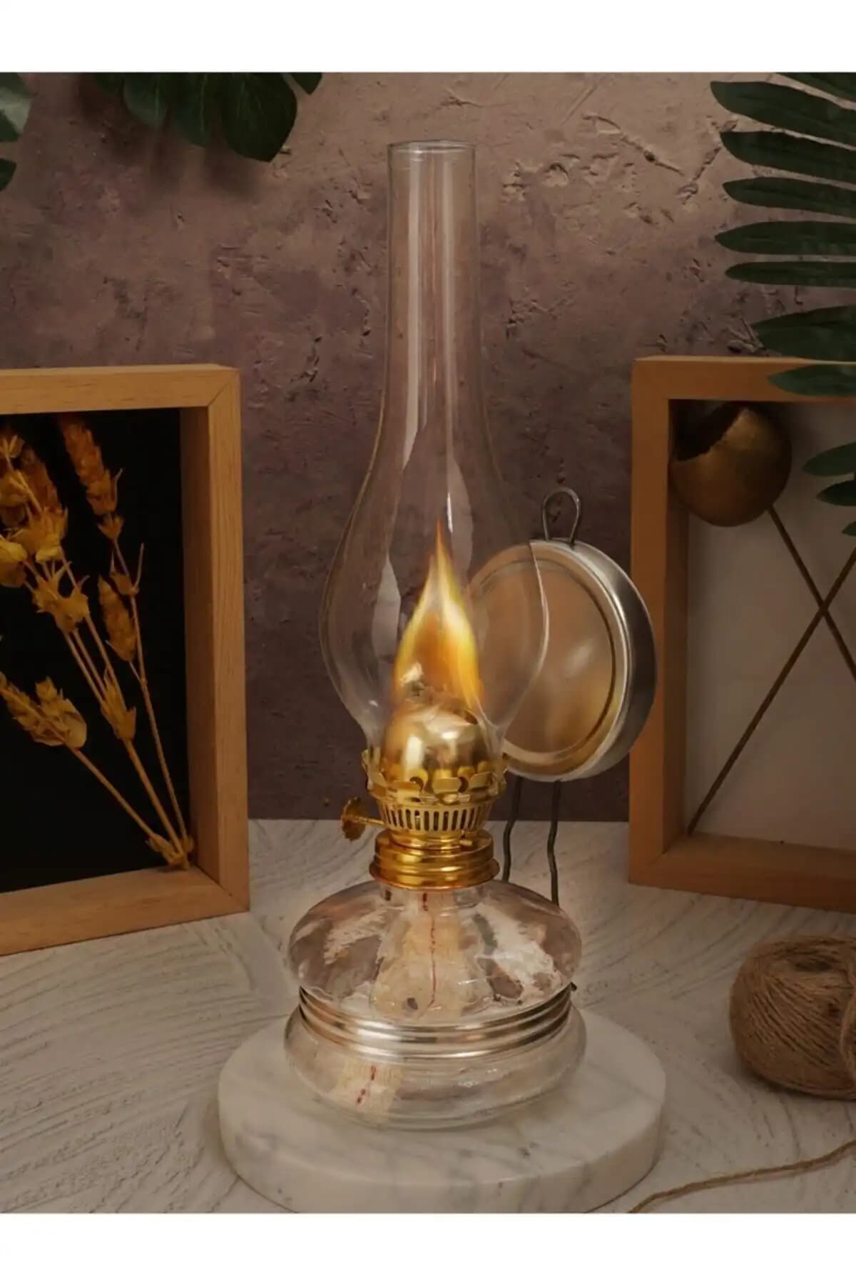Genel Markalar Gaz Lambası Karşılaştırması: Nostaljik ve Portatif Modellerin Özellikleri 2