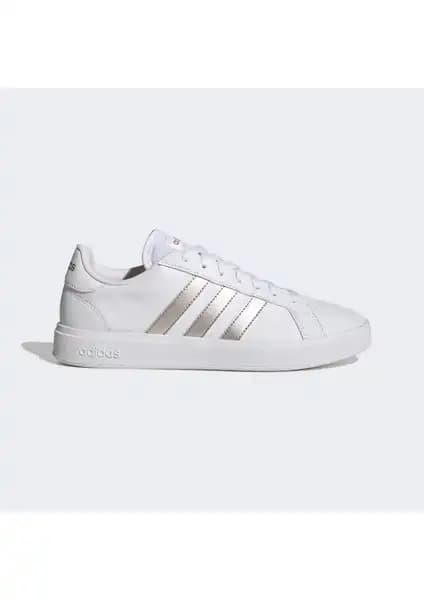 Adidas GW9263 Grand Court TD Kadın Spor Ayakkabısı Sürdürülebilir ve Şık Tasarım