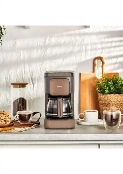 Karaca Just Coffee Aroma ve Tefal Uno Filtre Kahve Makineleri Karşılaştırması 1