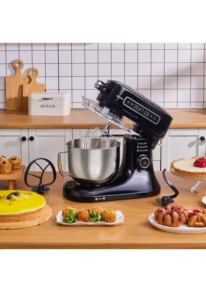 Karaca Mikserleri Karşılaştırması: Mastermaid Chef ve Pro Artisan Döküm Mutfak Şefi 2