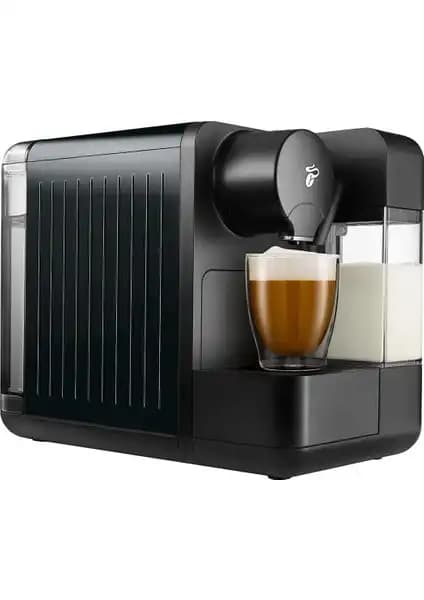 Tchibo Cafissimo Milk ve Nespresso Essenza Mini C 30 Kahve Makineleri Karşılaştırması 1