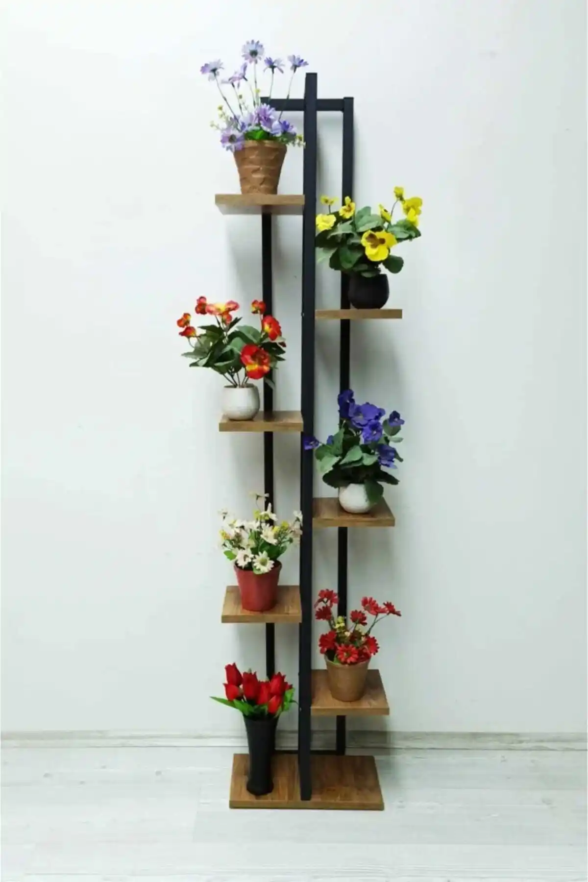 A<dı>mShops 7 Bölmeli Metal Çiçeklik Modern ve Dayanıklı Tasarım Özellikleri