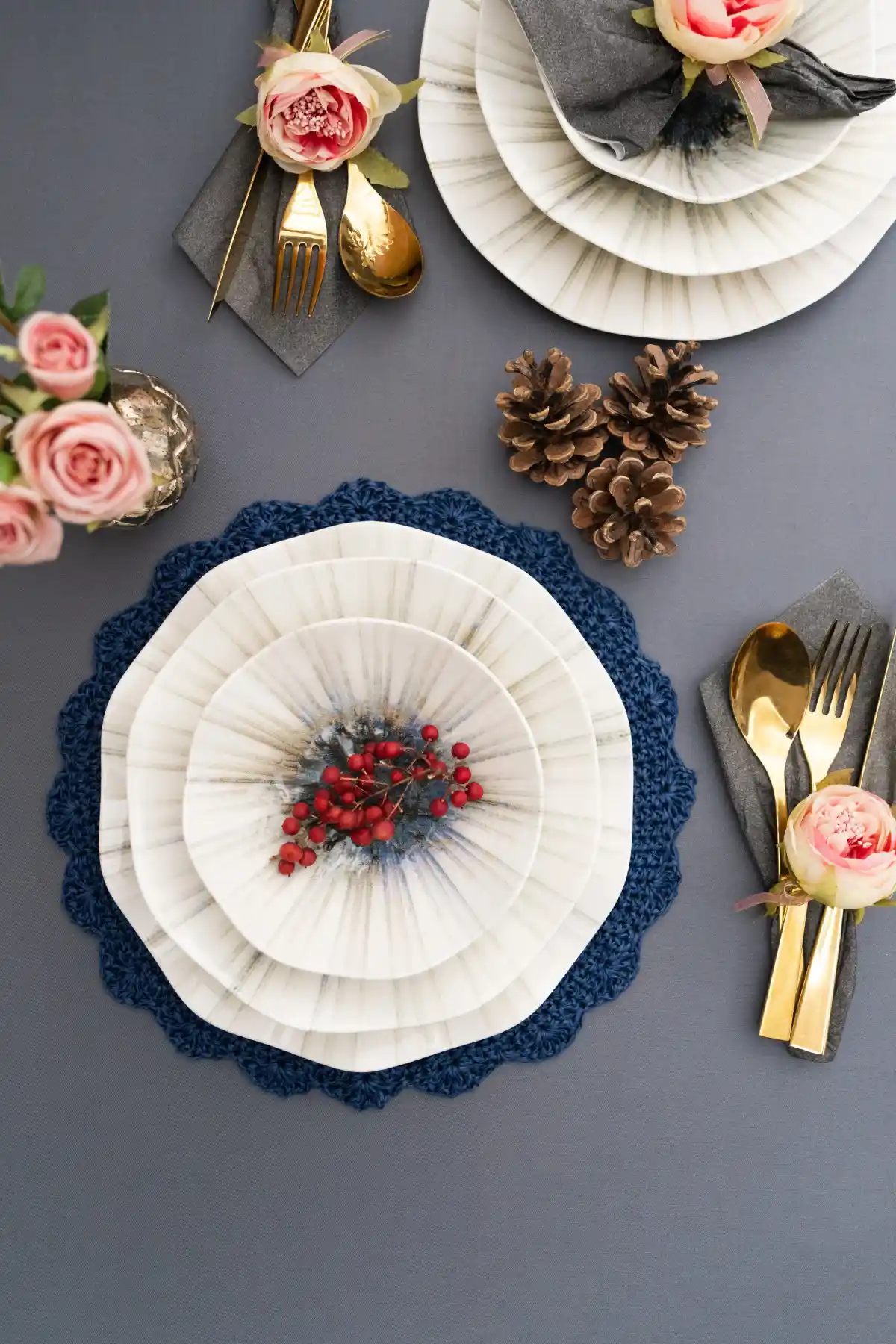 Güral Porselen Nesrin 24 Parça 6 Kişilik Modern ve Şık Yemek Takımı