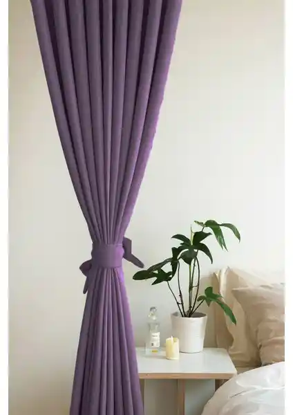 İki Bej Renkli Fon Perde Karşılaştırması: Malzeme, Tasarım ve Kullanım Özellikleri