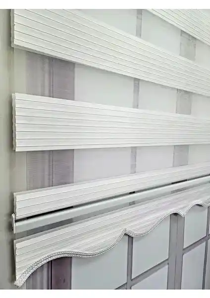 İki Farklı Zebra Perde Modelinin Detaylı Karşılaştırması ve Özellikleri