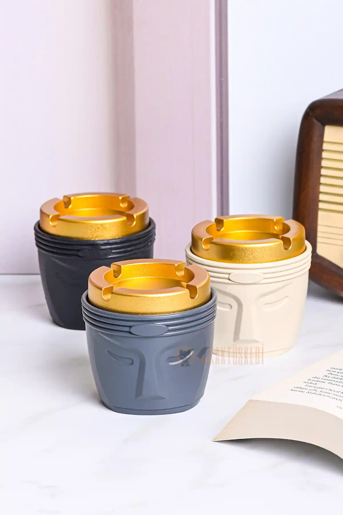 KaktüsKedi 3'lü Gold Kapaklı Kokusuz Küllük Seti Modern ve Şık Tasarım