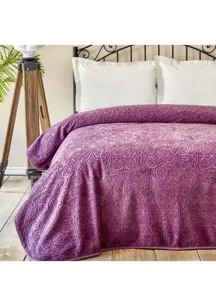 Karaca Home Scala Mürdüm ve Yataş Olenna Çift Kişilik Battaniye Karşılaştırması