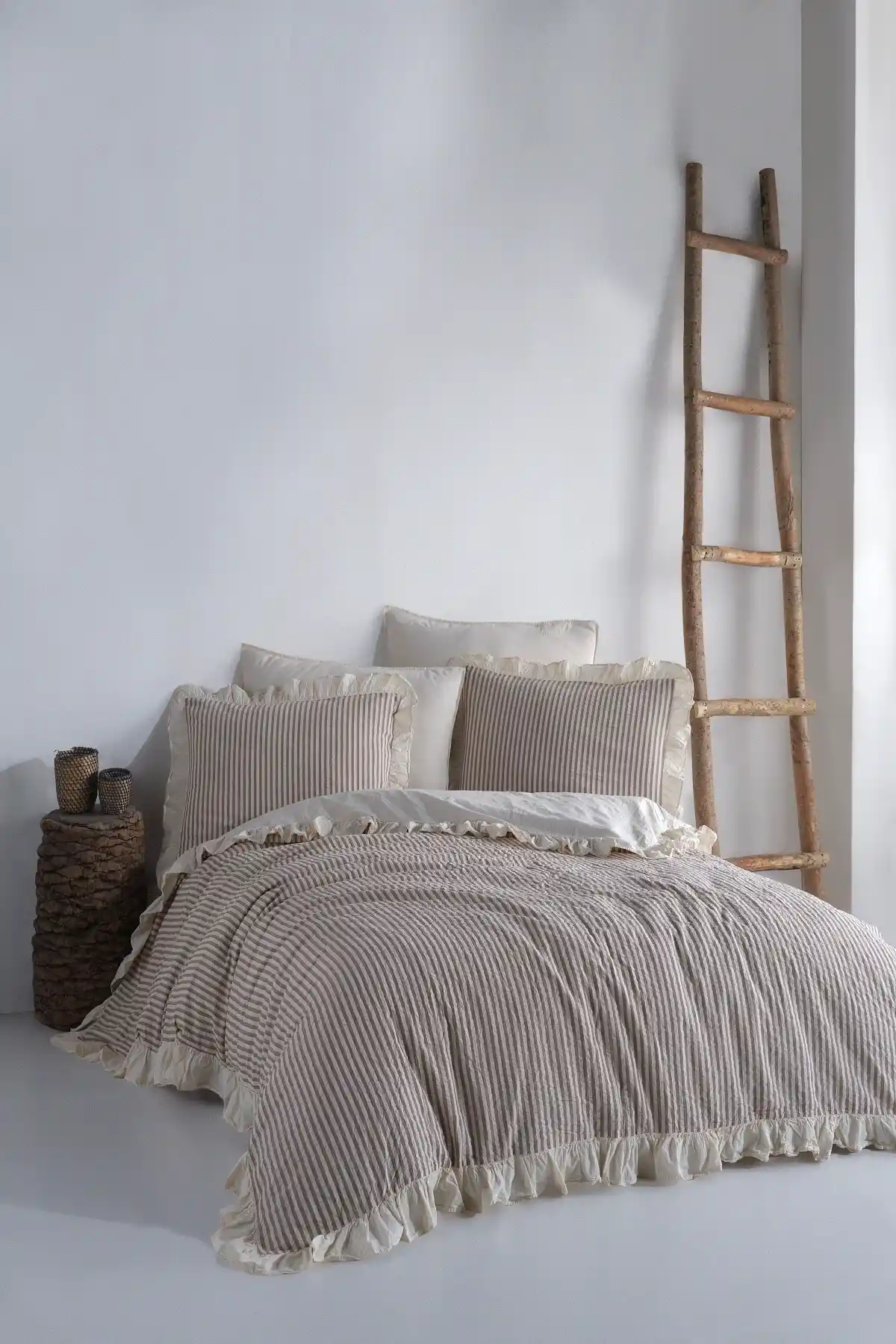 Macas Home %100 Pamuklu Fırfırlı Ipliği Boyalı Çift Kişilik Nevresim Takımı