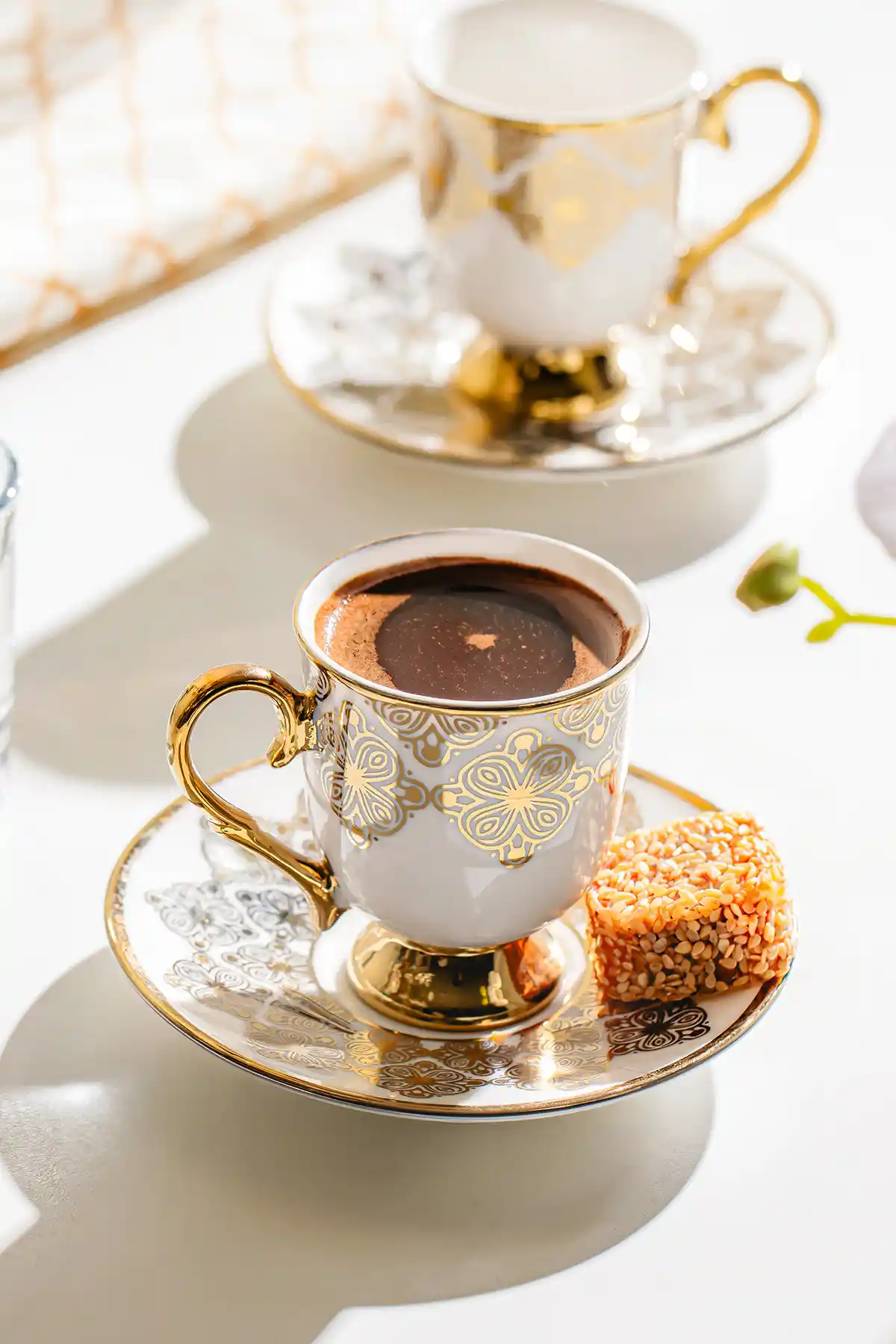 Nehir Ece 6 Kişilik 12 Parça Porselen Kahve Fincan Takımı Ürün Tanıtımı ve Özellikleri