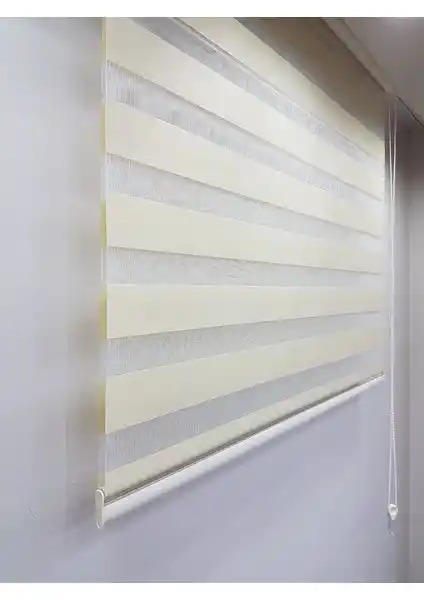 Perde Karşılaştırması: Brillant Stor Zebra ve Donatti Bambu Modelleri Analizi