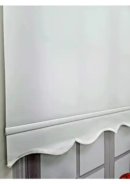 Stor Perde Karşılaştırması: BBB Düz ve Kalın Kumaşlı Modellerin Özellikleri