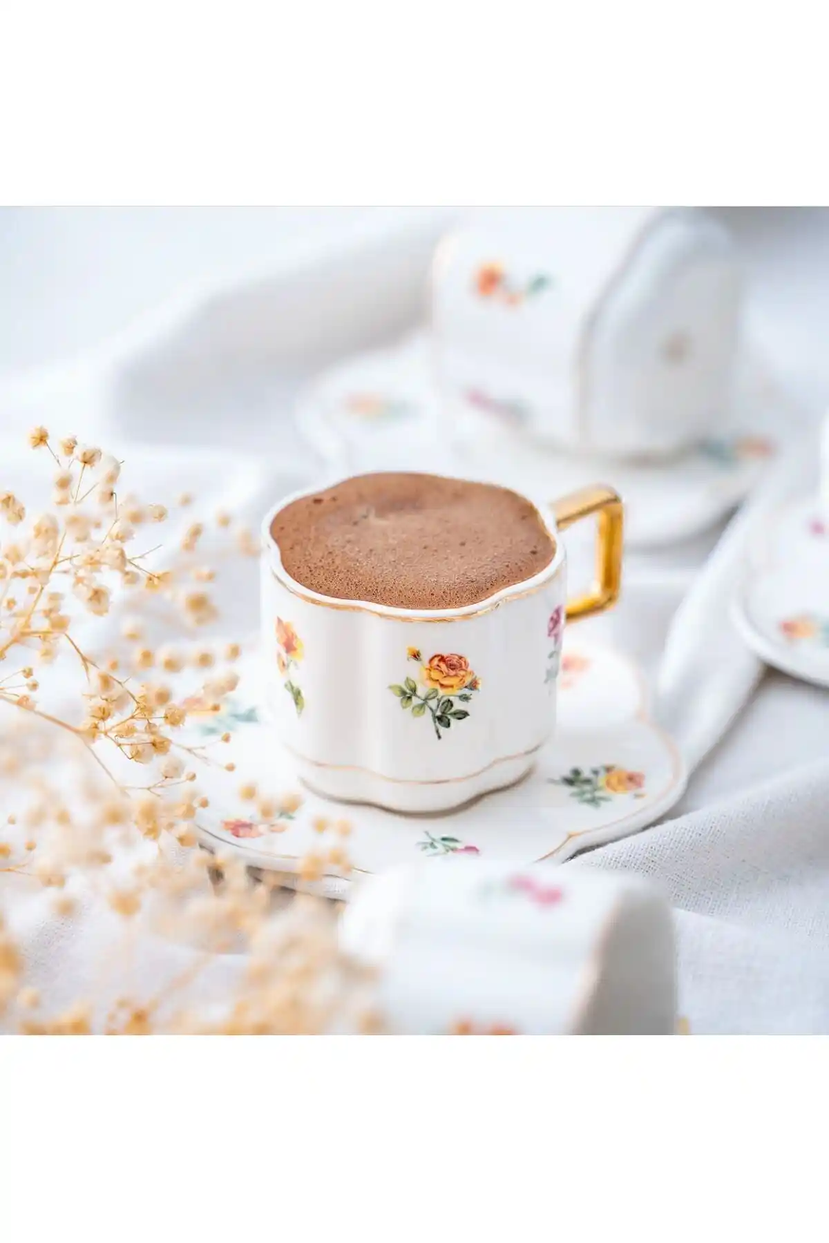 Ulus Home Jungle Bali Acar Kahve Fincan Takımı: Estetik ve Fonksiyonellik Bir Arada