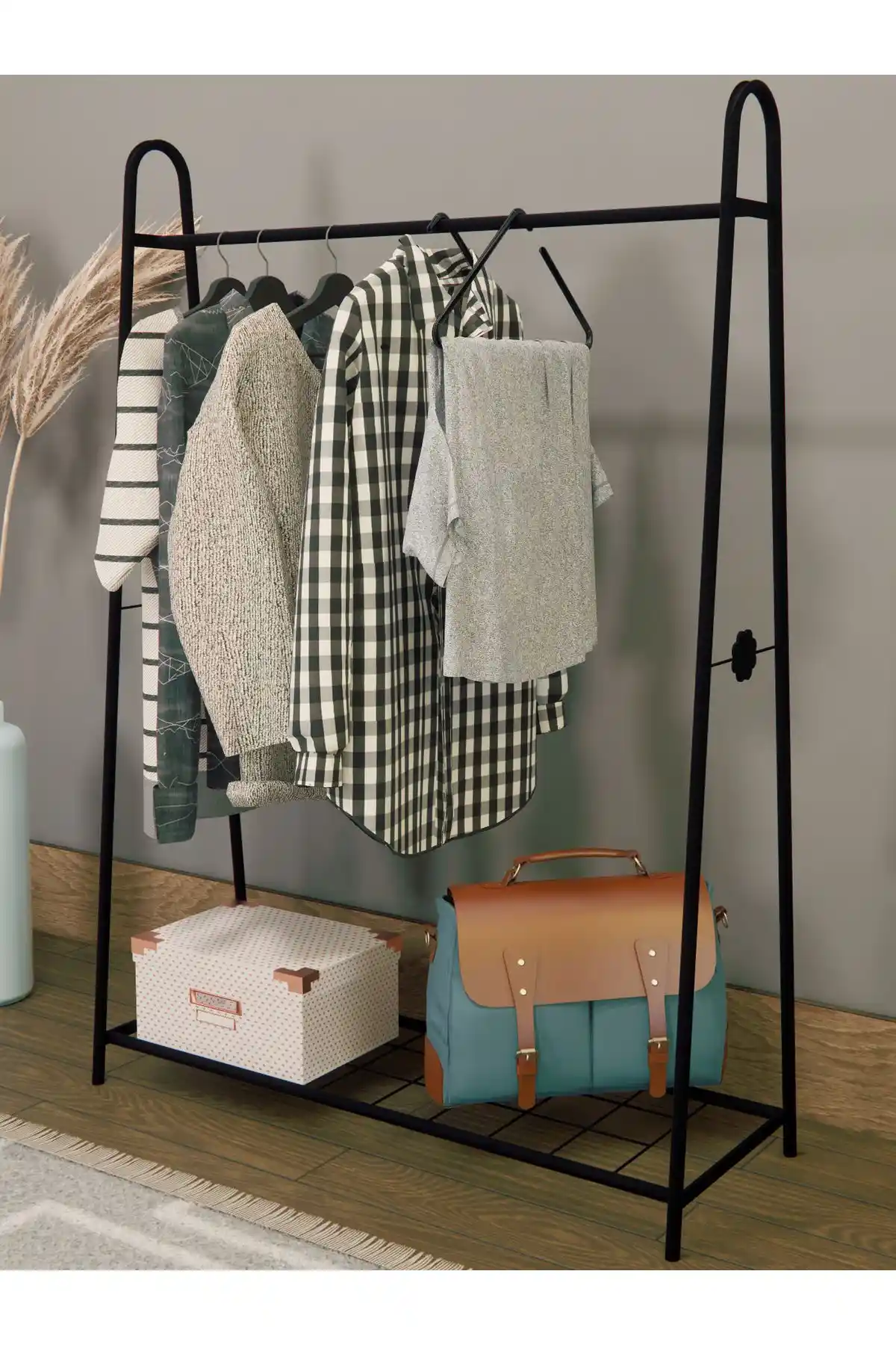 Alin Metal Modern Askılık Dayanıklı ve Estetik Tasarımıyla Modern Dekorasyonlara Uygun