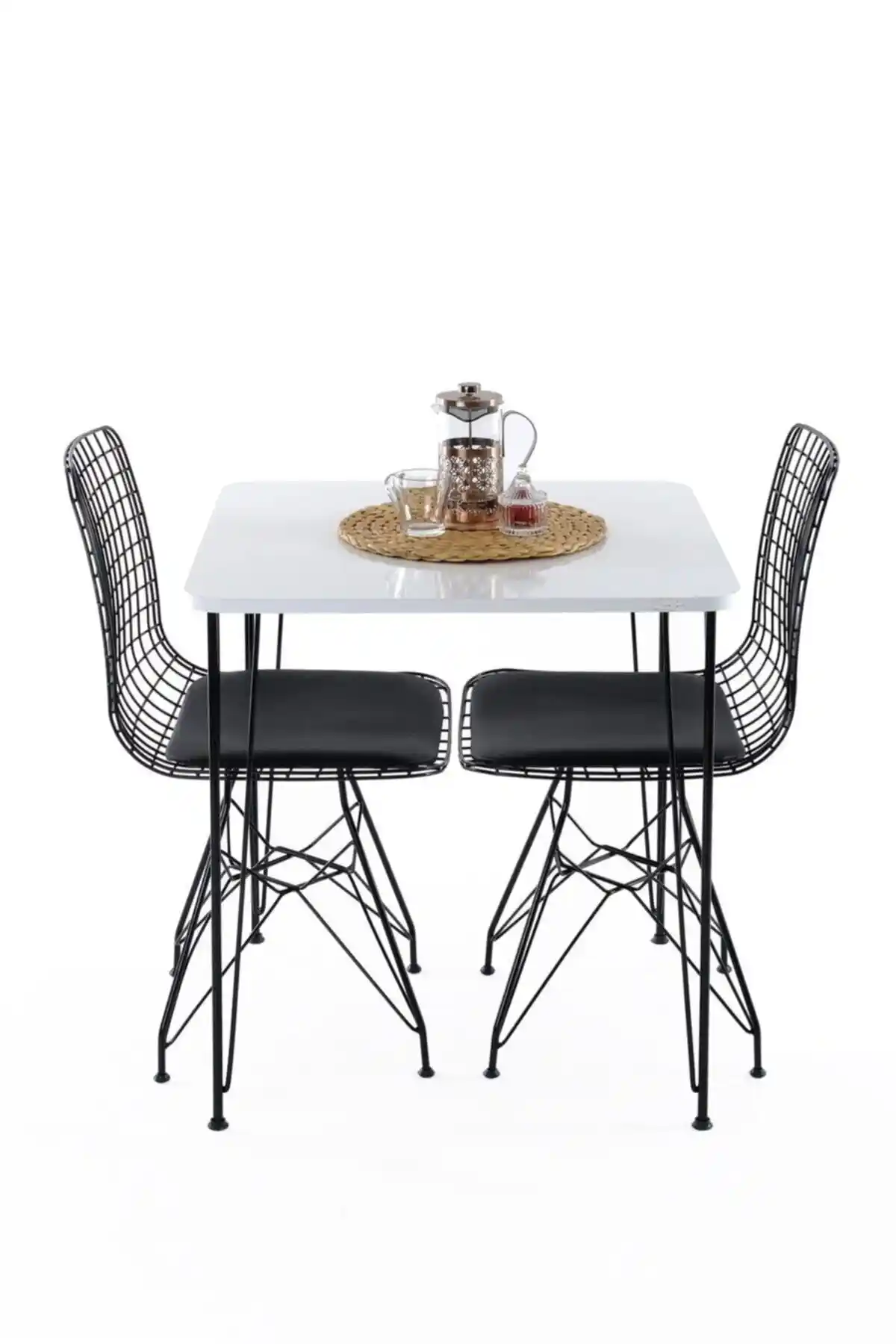 Boss Concept Mutak Balkon Takımı Modern ve Şık Bahçe Mobilyası Çözümleri