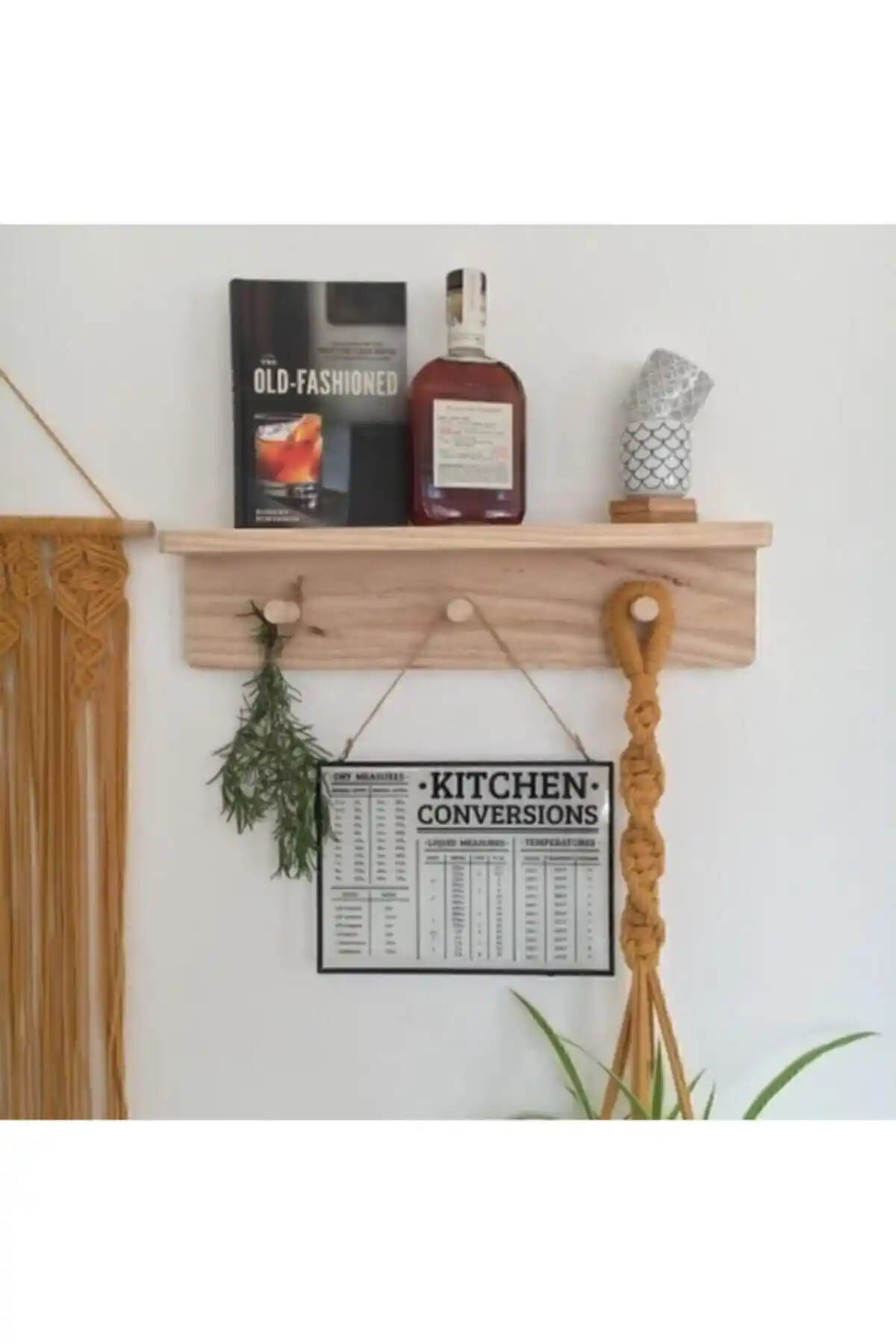 Çocuk Odaları İçin Ahşap Duvar Askılığı: Estetik ve Fonksiyonellik Sunar