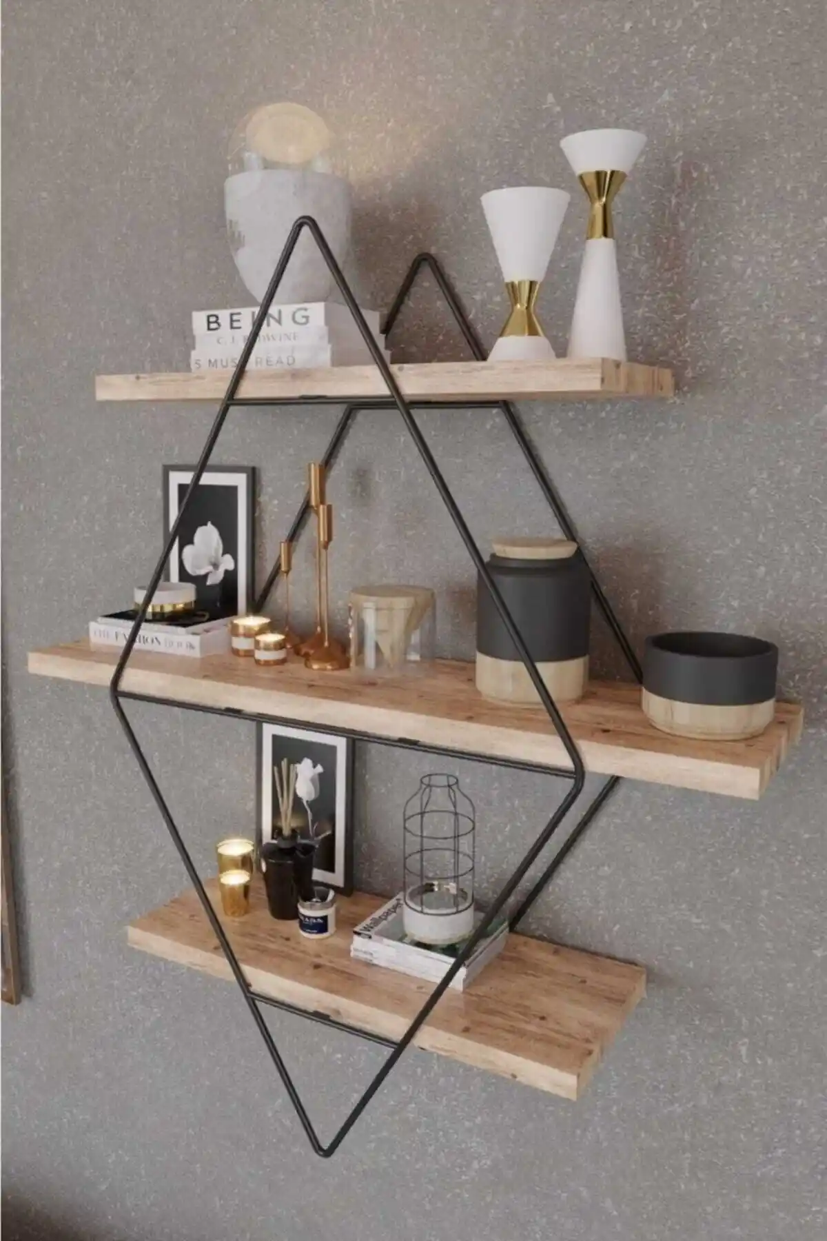 Cosargroup Siyah Büyük Boy Prizma Duvar Rafı Modern ve İşlevsel Tasarım Özellikleri