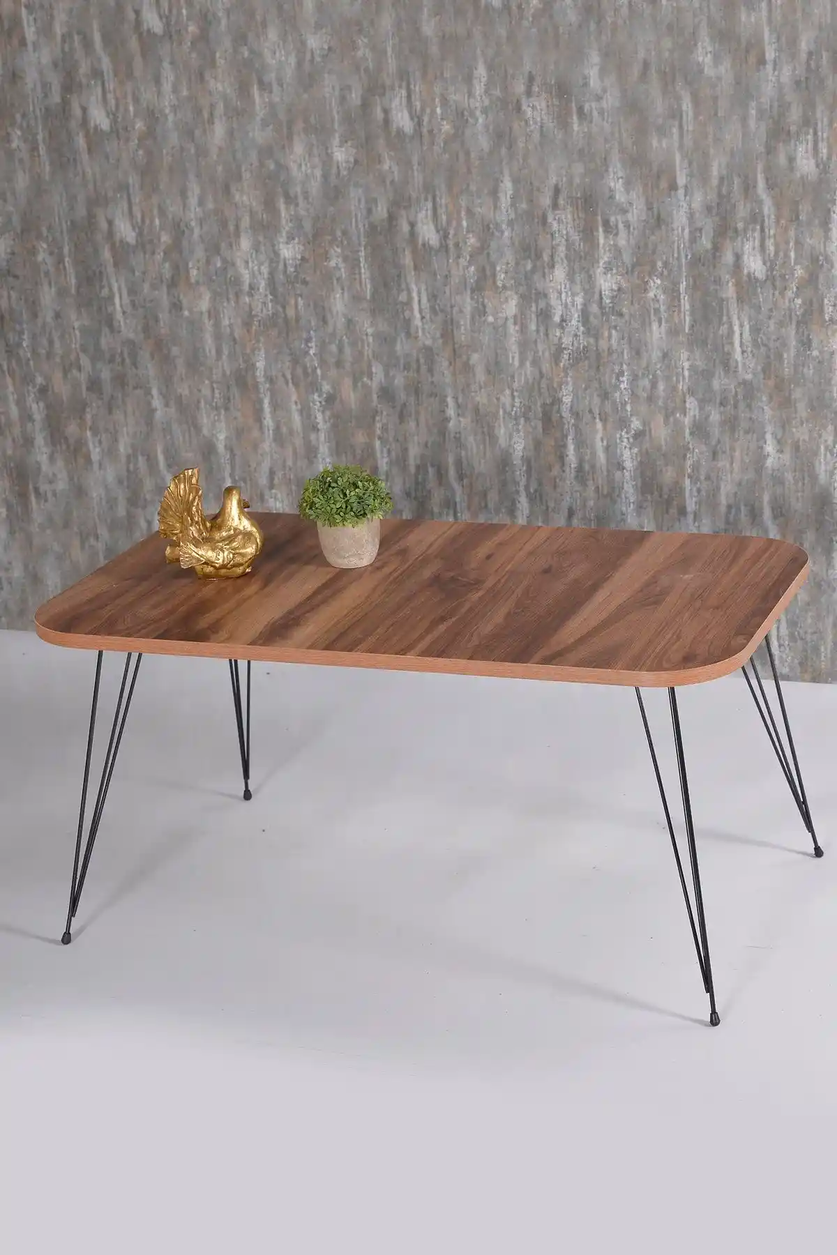 GOLDFALEZ Orta Sehpa: Modern ve Dayanıklı Tasarımıyla Dekorasyonunuza Şıklık Katın