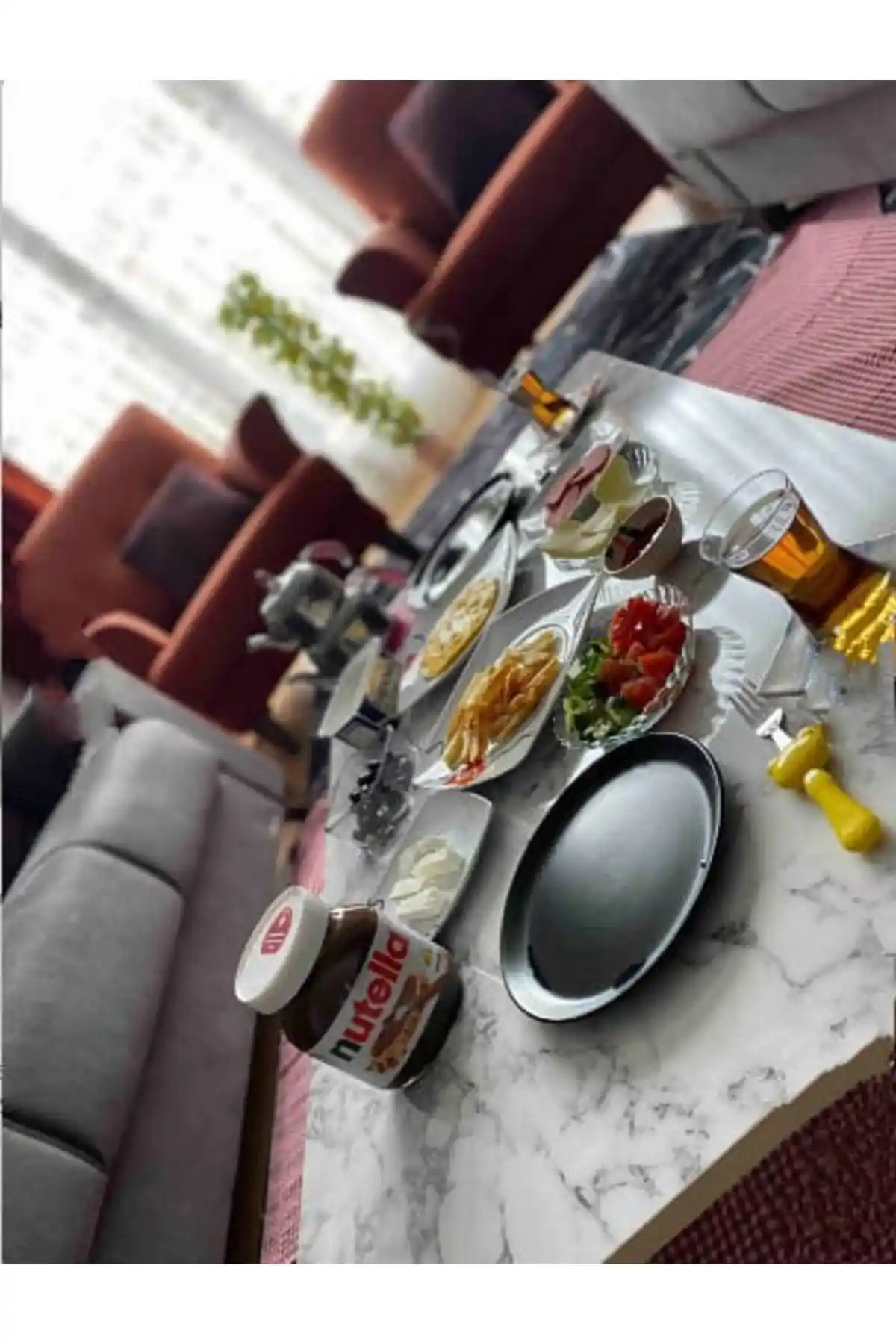 HOMEBELLA Kamp Yer Sofrası: Modern, Hafif ve Katlanabilir Dış Mekan Masa Çözümü