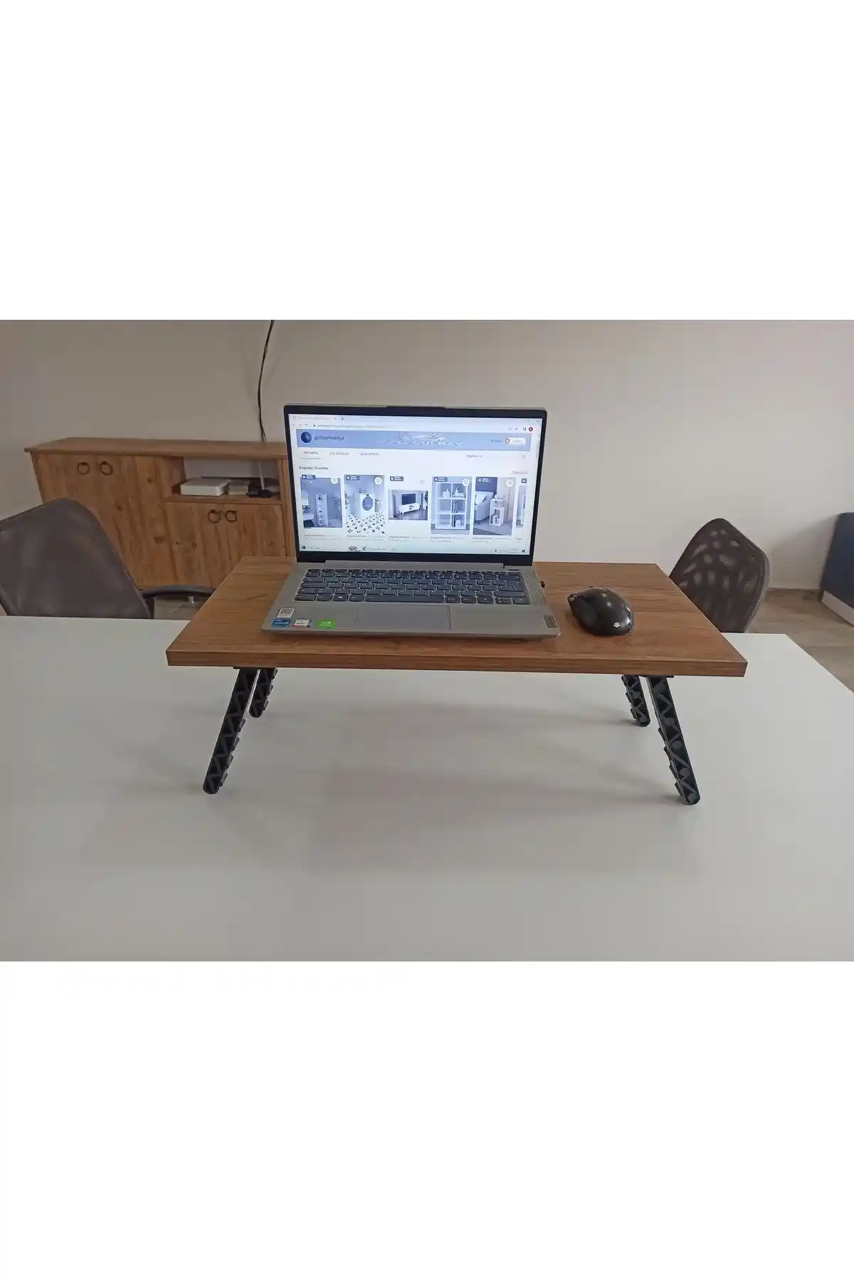 Kahverengi Laptop Sehpası: Çok Amaçlı Kullanım ve Modern Tasarım Özellikleri
