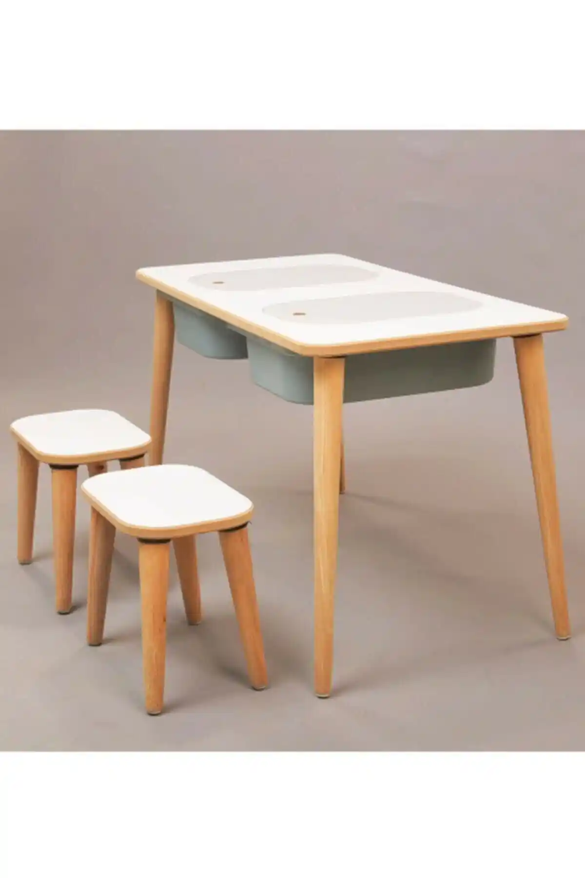 Moniev Çocuk Oyun ve Çalışma Masası: Şık, Dayanıklı ve Güvenli Tasarım