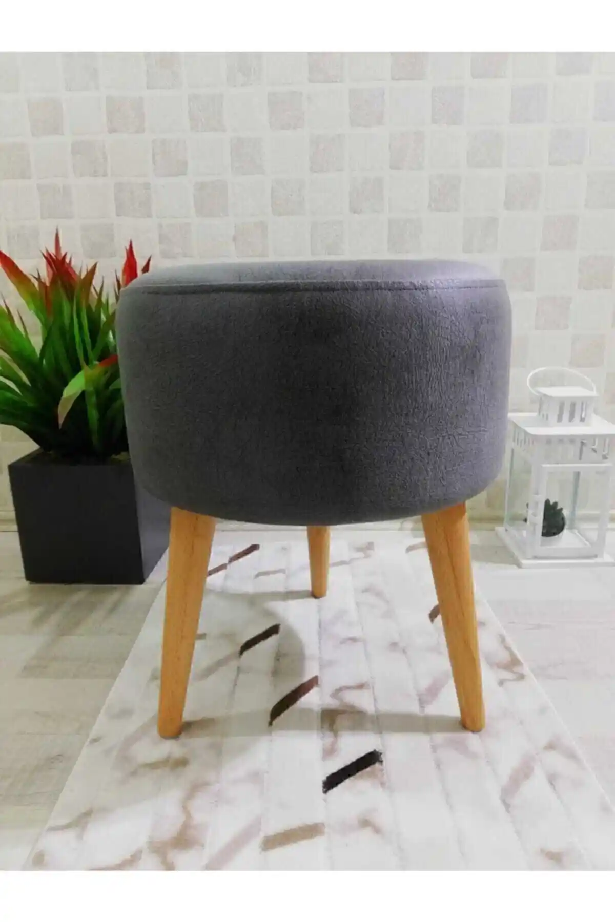 PufyHome Yüksek Ayaklı Gri Dekoratif Puf: Modern ve Çok Amaçlı Oturma Çözümü