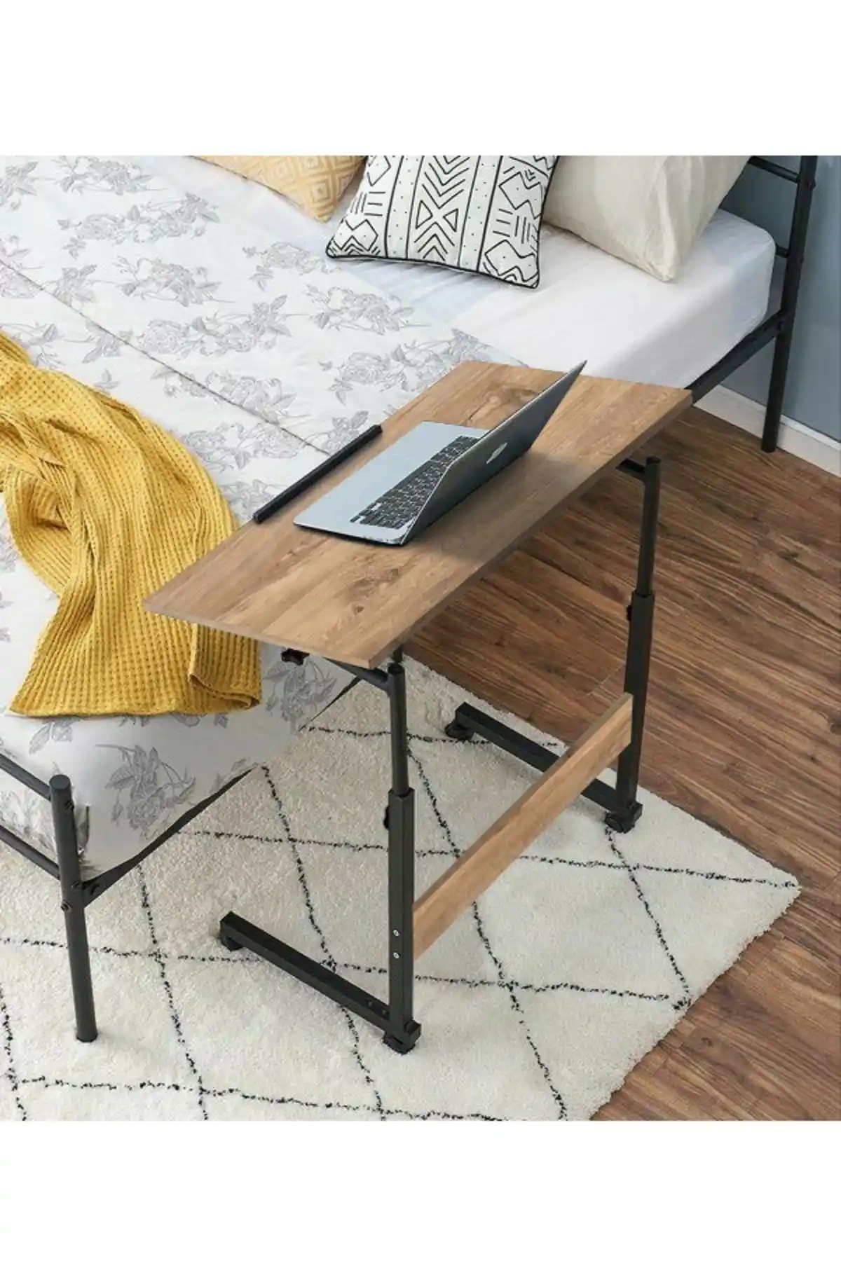 Servet Avcı Yükseklik Ayarlı Eğimli Katlanabilir Laptop Sehpası Modern Tasarım