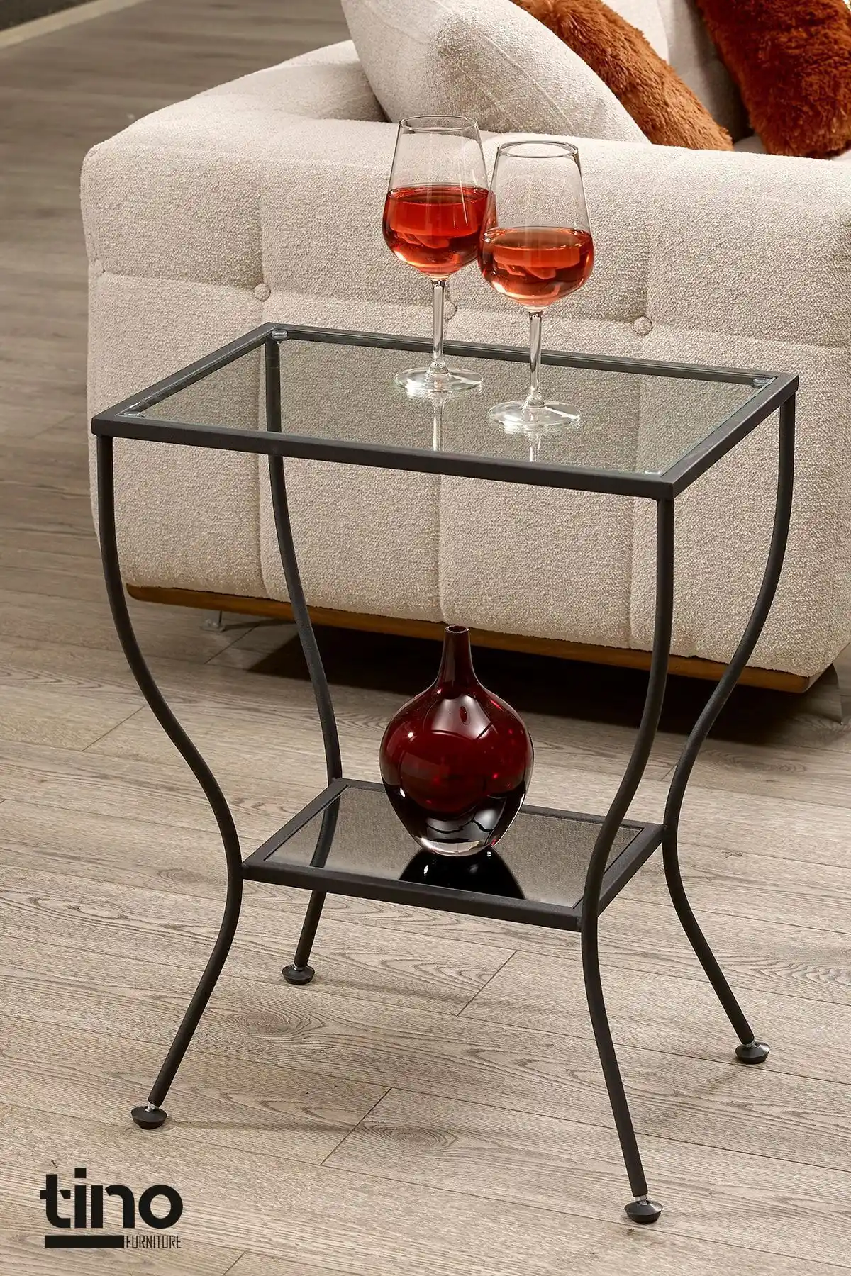 Tino Furniture Floransa Siyah Yan Sehpa Modern ve Dayanıklı Tasarım Özellikleri