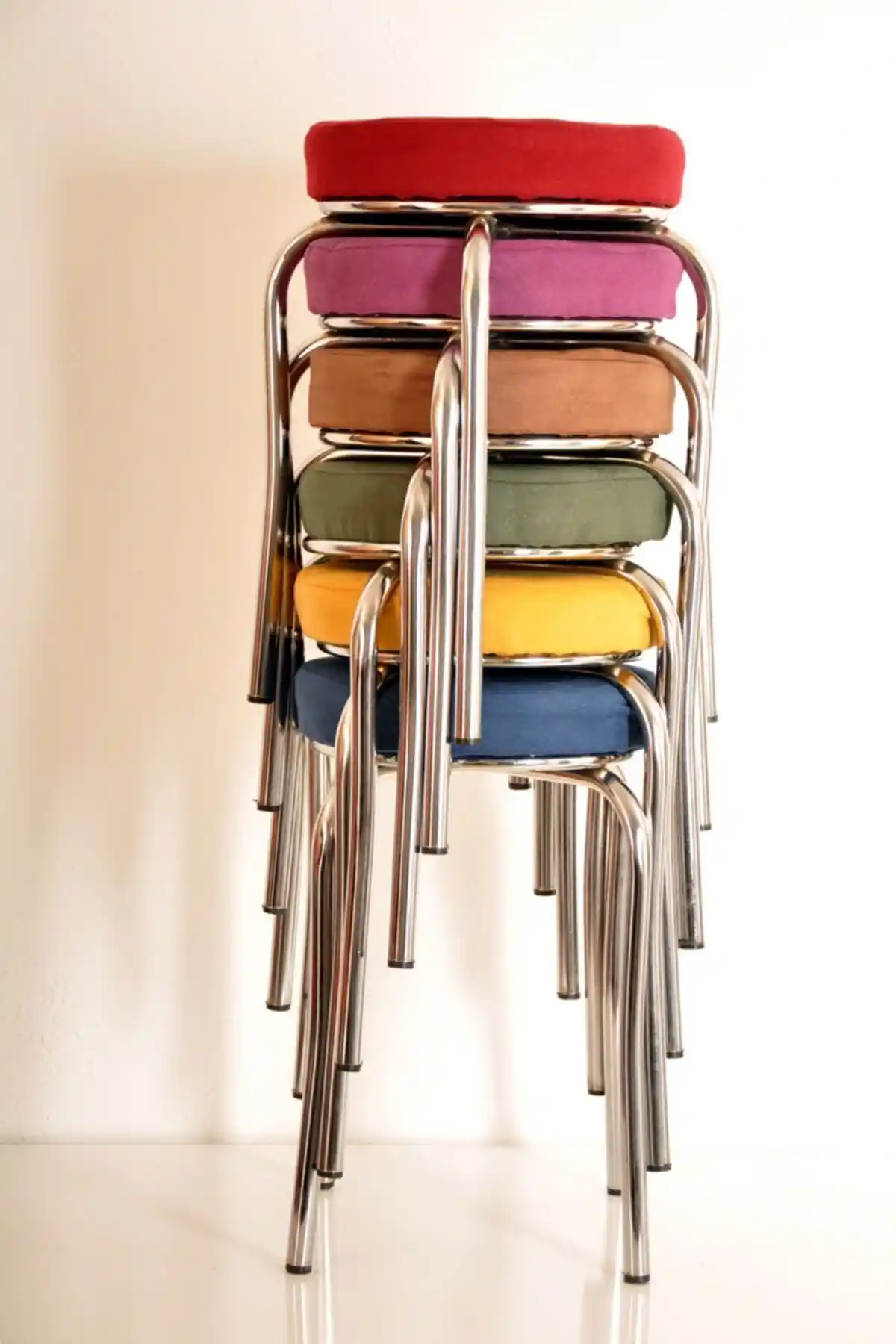 Yılmaz Masacılık Renkli Tay Tüyü Ahtapot Tasarımlı Metal Tabure Seti 6'lı