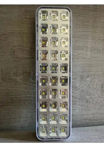 Bindağ 30 LED'li Işıldak: Yüksek Performanslı ve Çok Yönlü Aydınlatma Çözümü