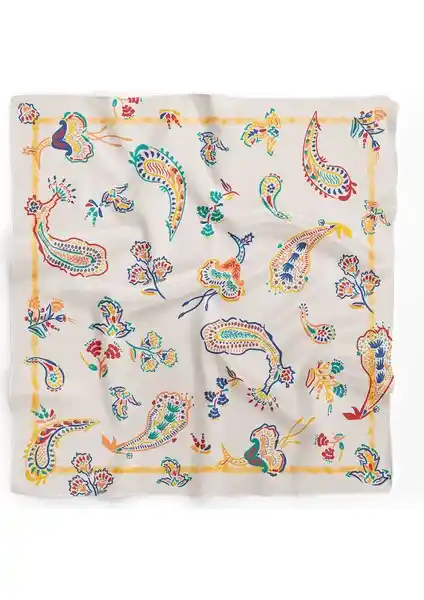 Dscarf Etnik Desenli Ekru Bandana: Doğal ve Şık Bir Aksesuar Seçeneği