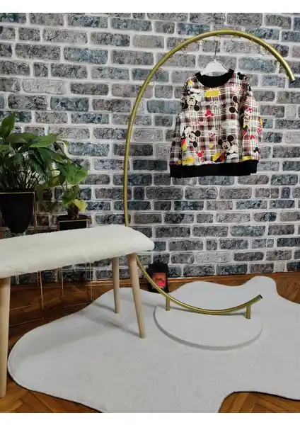 Mickey Mouse Sweatshirt: Rahat ve Eğlenceli Tasarımıyla Günlük Kullanıma Uygun Giyim Seçeneği