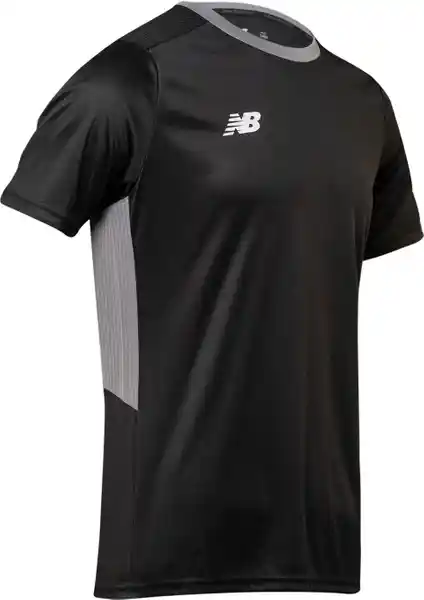 New Balance Erkek Performans Tişörtü TSM2215-BK: Konfor ve Fonksiyonellik Sunan Spor Giysi