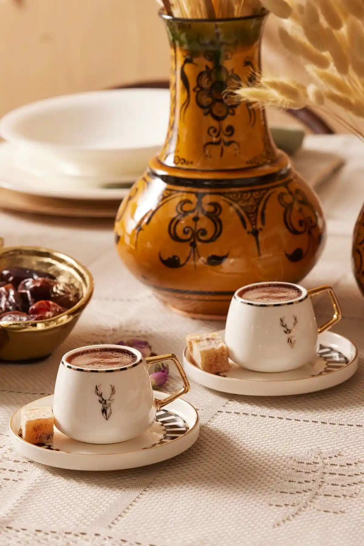 Karaca Aries 2 Kişilik Kahve Fincanı Seti Modern Tasarım ve Dayanıklılık Sunar