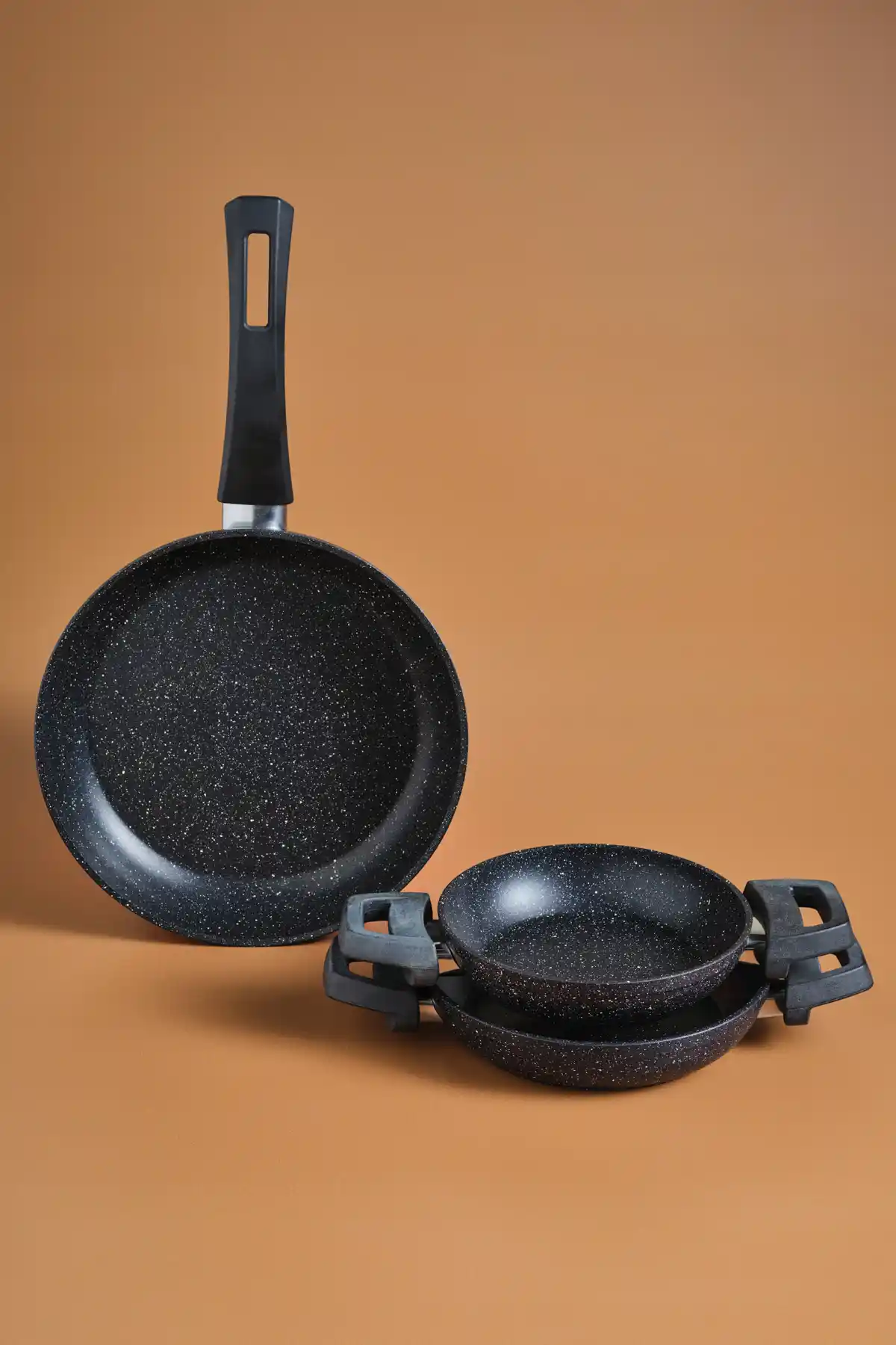 Karaca Bio Granit Dide 3'lü Tava Sahan Seti: Dayanıklı ve Şık Mutfak Aksesuarı