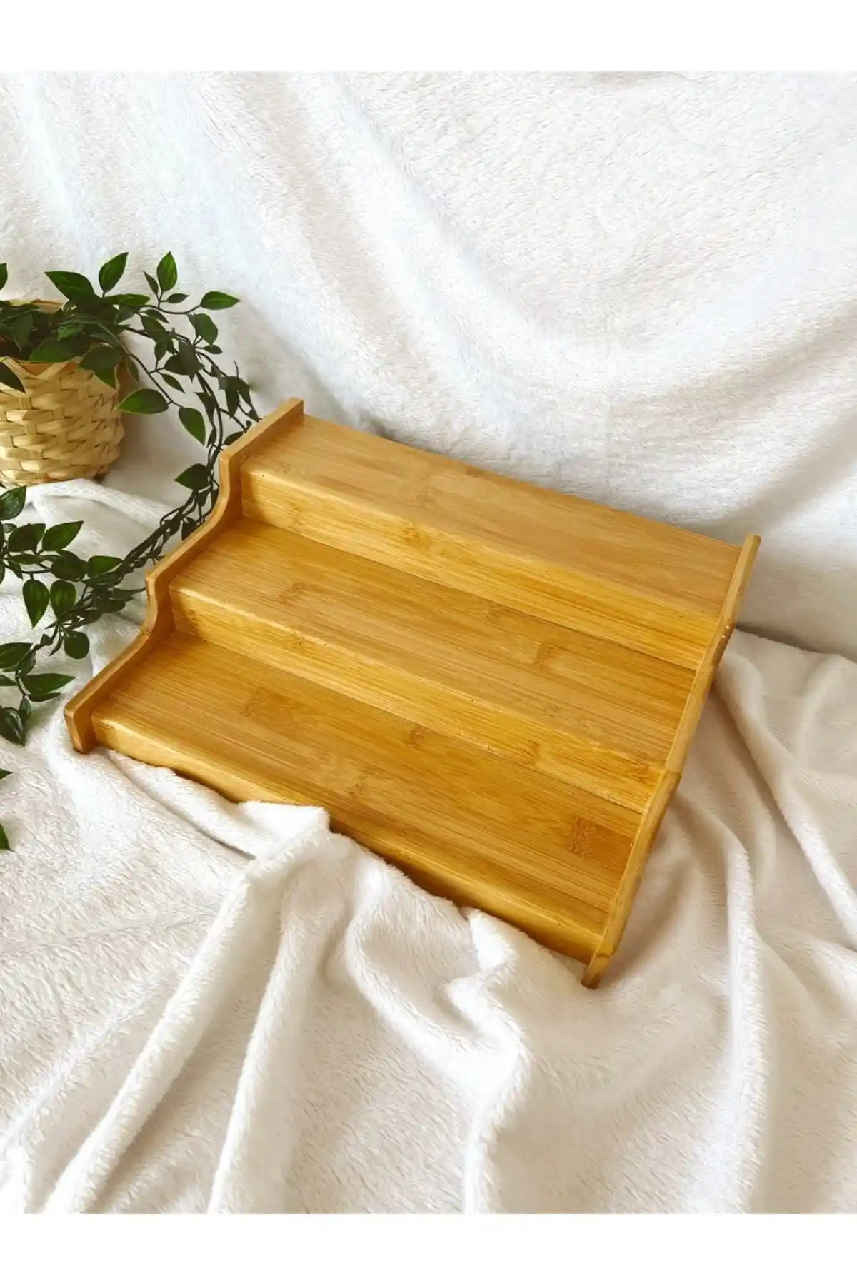 Karçiçeği Home Ahşap 3 Katlı Baharatlık Standı Estetik ve Fonksiyonel Tasarım