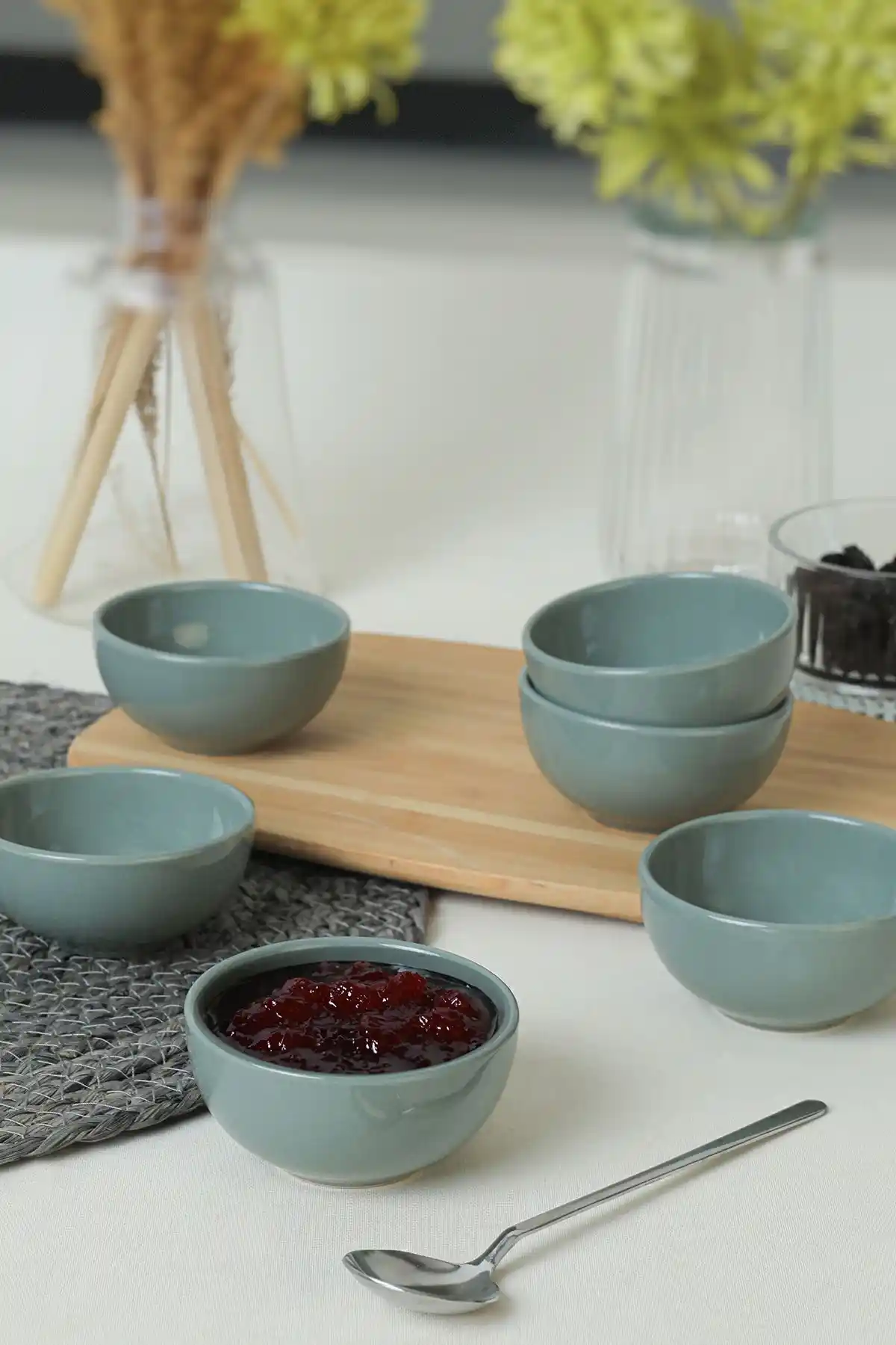 Keramika Yeşil Bulut Mini Çerezlik ve Sosluk Seti: Estetik ve Fonksiyonellik Bir Arada