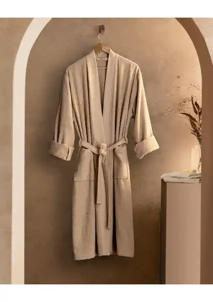 Madame Coco Delray Kimono Erkek Bornoz: Yüksek Kalite ve Konfor Sunan Pamuklu Tasarım